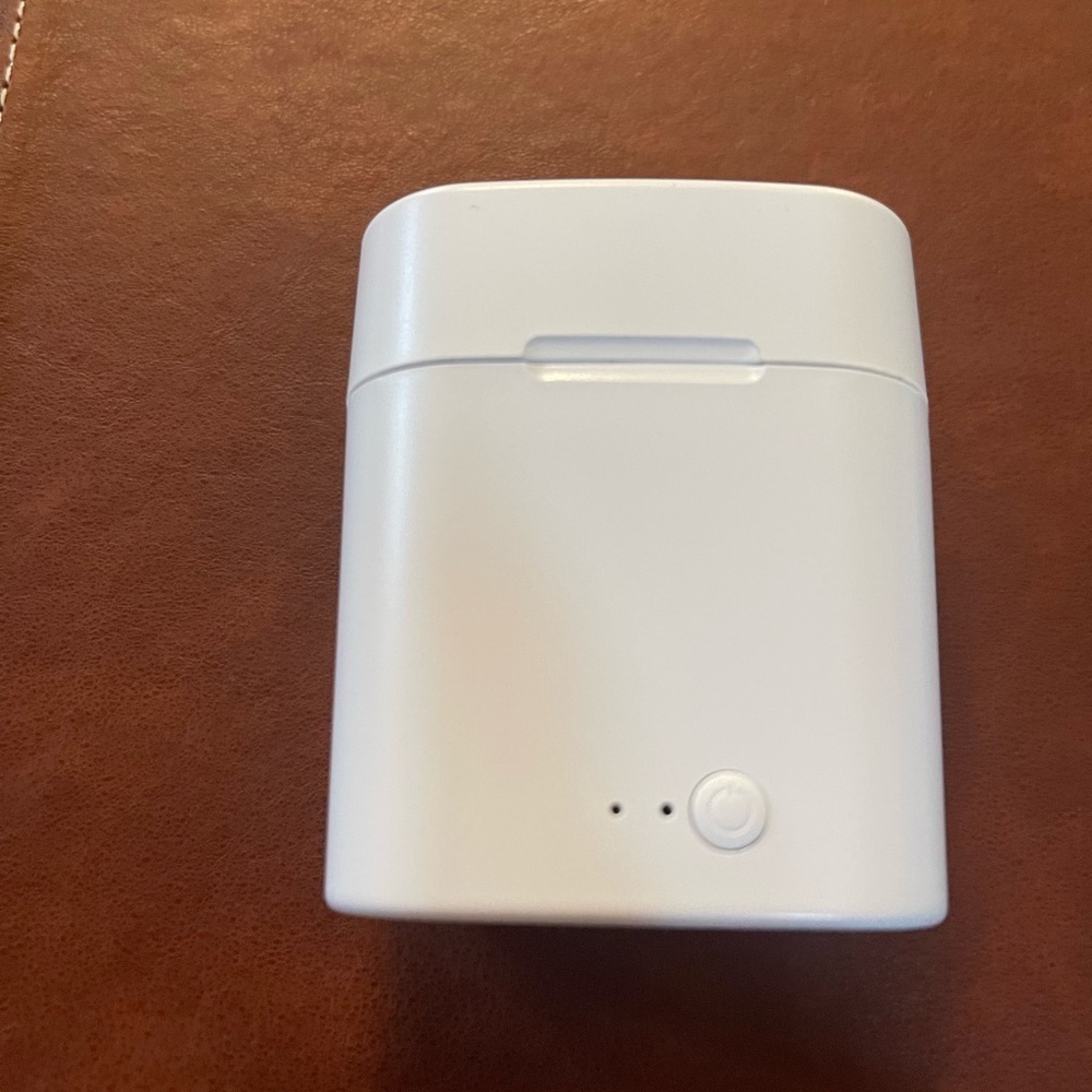 NEW Forte Bluetooth Soundpods True Wireless - Charger Included / Sealed Package